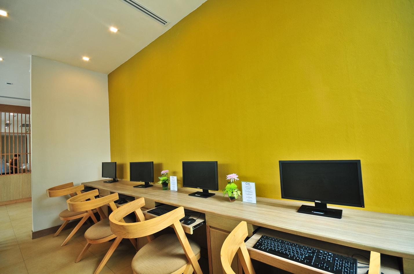 Ashlee Plaza Patong Hotel & Spa Exteriör bild