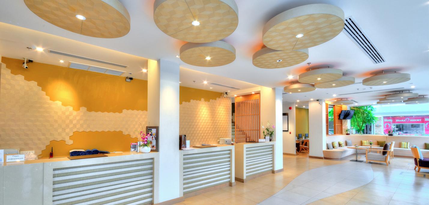 Ashlee Plaza Patong Hotel & Spa Exteriör bild