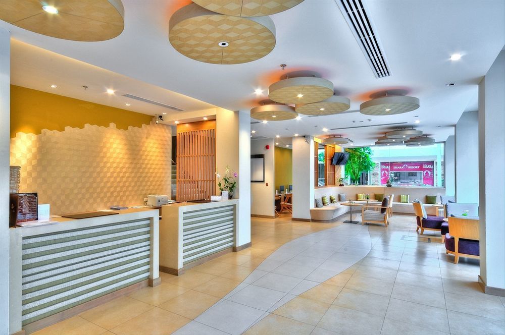 Ashlee Plaza Patong Hotel & Spa Exteriör bild